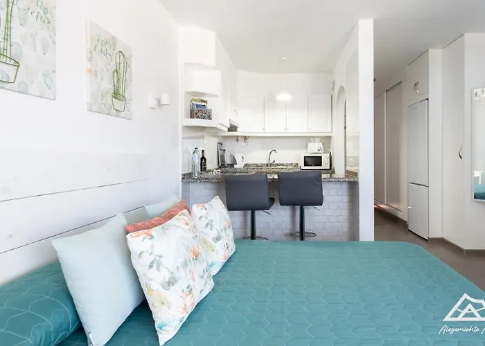 Alby: Oceano アパート